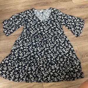 Universal threads dress